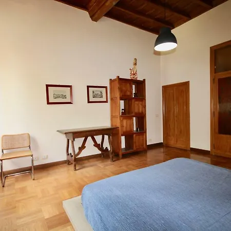 Romantic Trastevere Lungara Flat